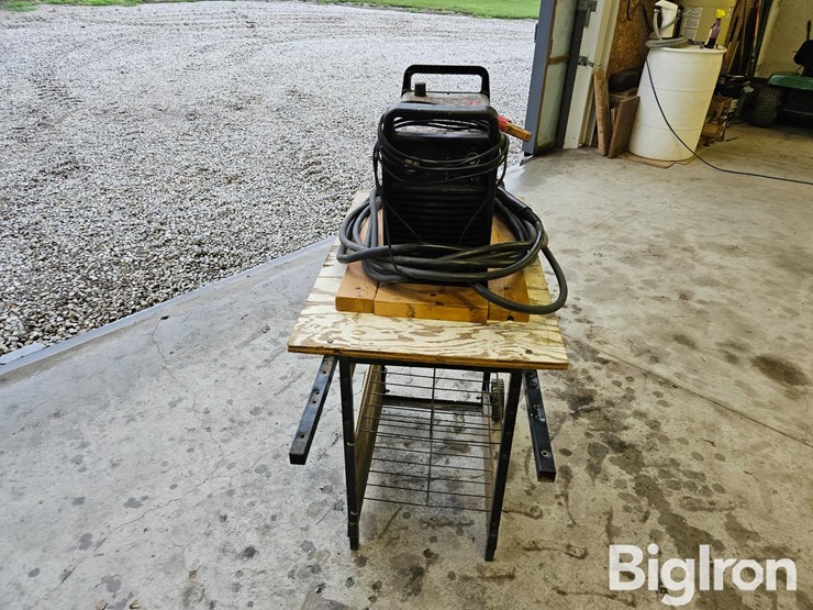 hypertherm-plasma-cutting-system-image-2