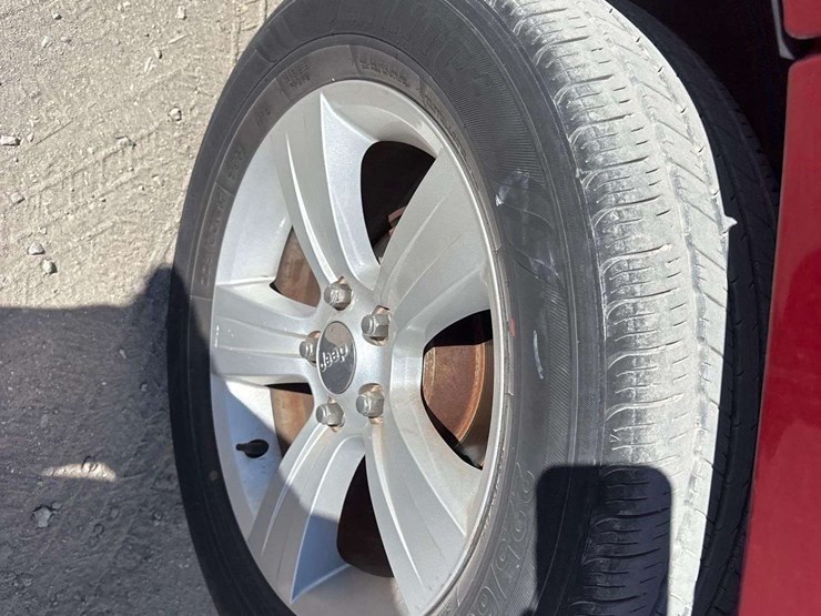 2016-jeep-compass-sport-image-26