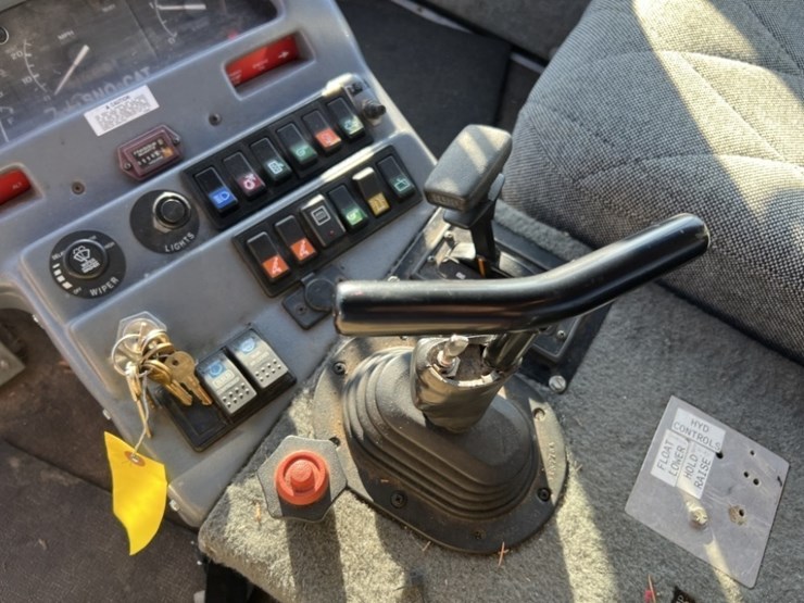 2000-tucker-terra-2000-sno-cat-image-26