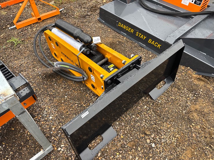 #76-•-skid-steer-breaker-hammer-image-1