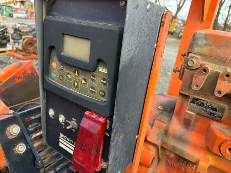 john-deere-4045t-image-11