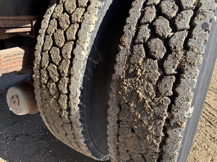 #1337-•-1998-mack-cs200-flatbed-image-54