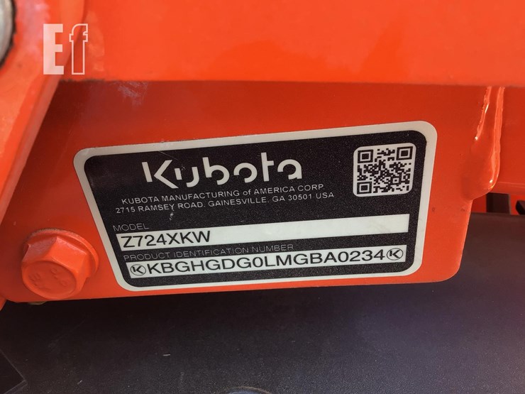 2021-kubota-z724x-image-15