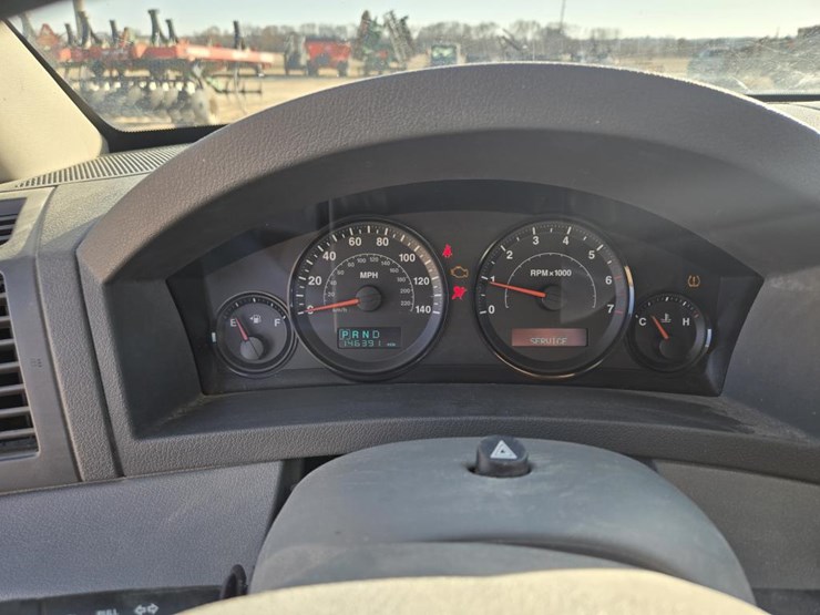 2005-jeep-grand-cherokee-image-11