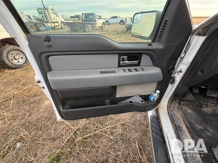 2014-ford-f150-xlt-image-65