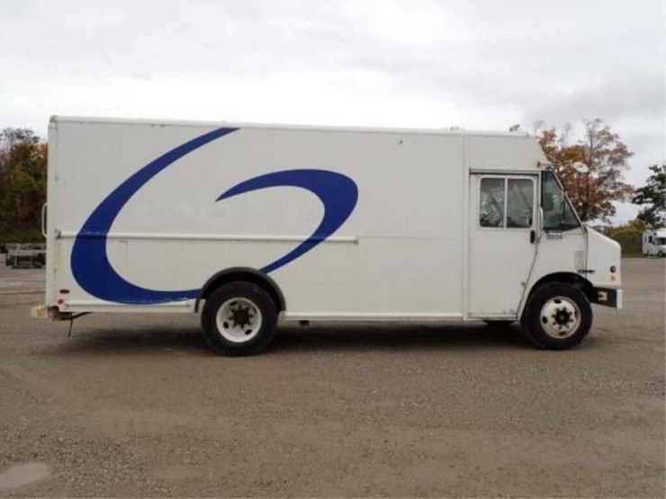 2008-freightliner-mt55-image-4