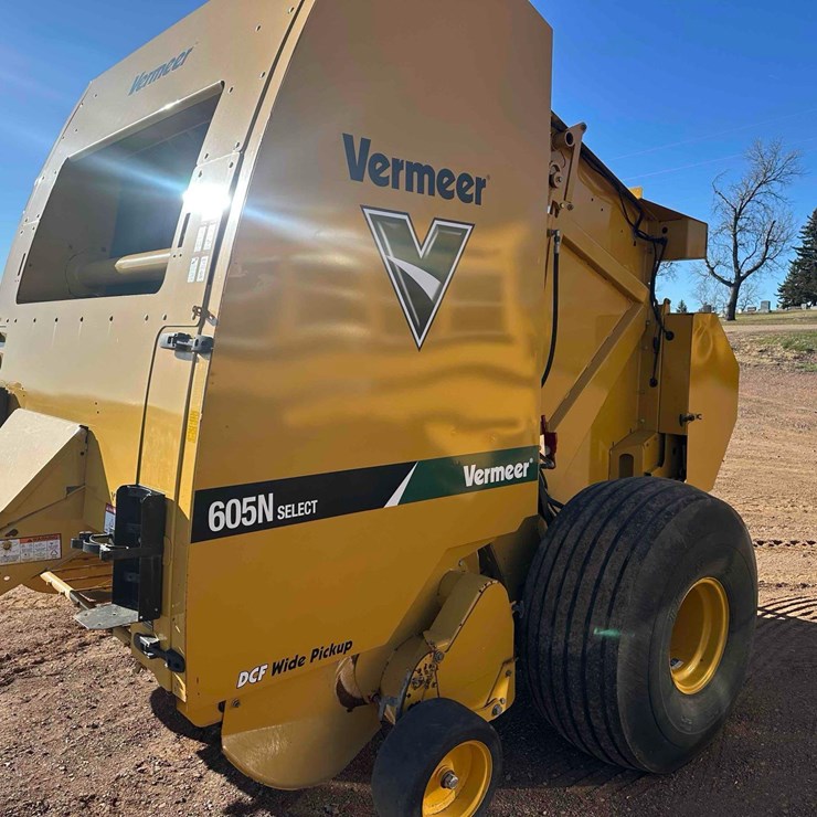 VERMEER 605N