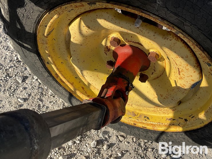 new-holland-258-image-14