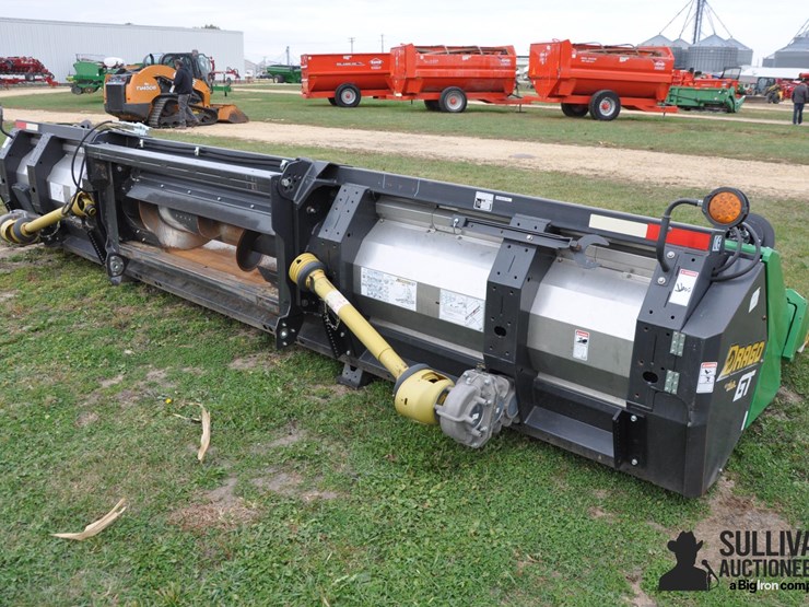 2017-drago-gt-8-30-8r30-corn-head-image-5