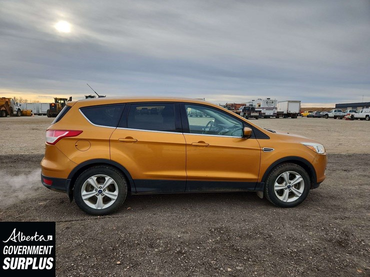 2016-ford-escape-se-image-23