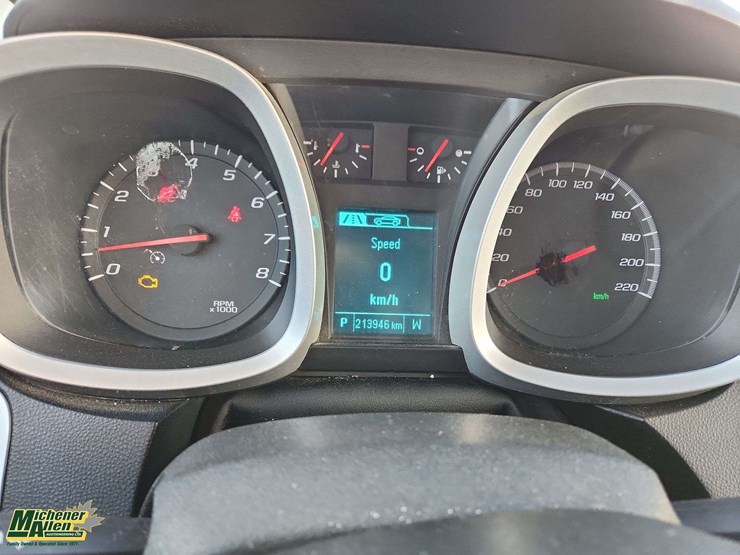 2013-chevrolet-equinox-lt-image-9