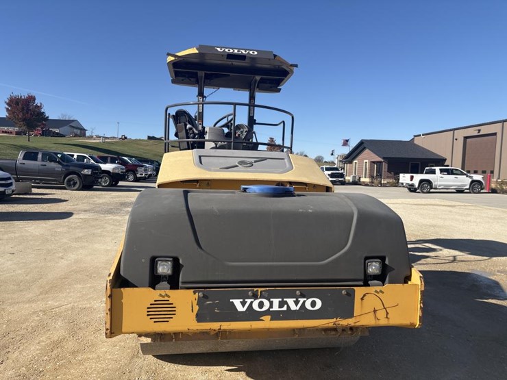 #1341-•-2013-volvo-dd110-roller-image-3