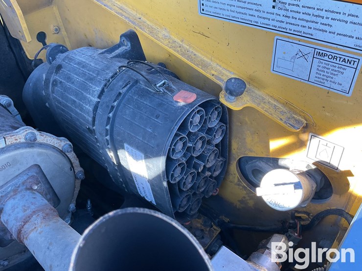 2014-gehl-r220-image-19