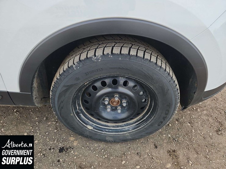 2018-ford-explorer-image-15