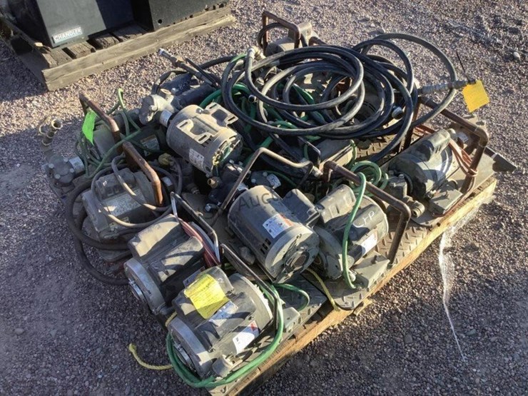 pallet-of-electric-pumps-image-3