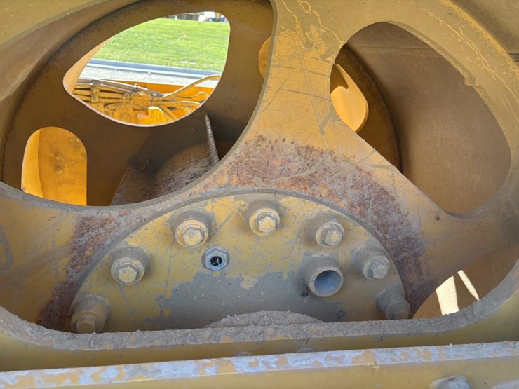 #1341-•-2013-volvo-dd110-roller-image-24