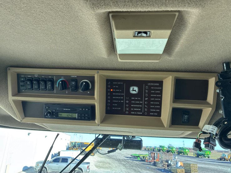 2004-john-deere-9660-sts-image-105