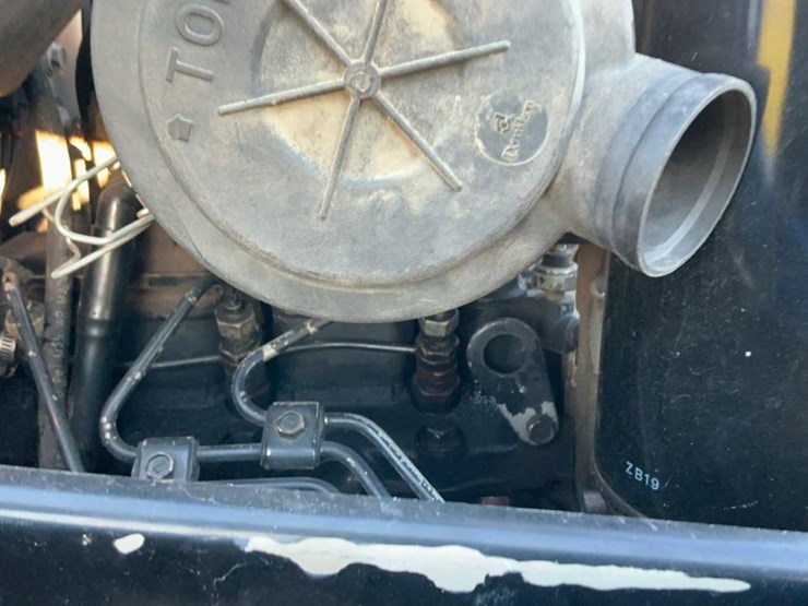 new-holland-tc29d-image-50