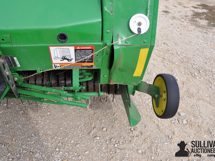 2002-john-deere-567-image-19