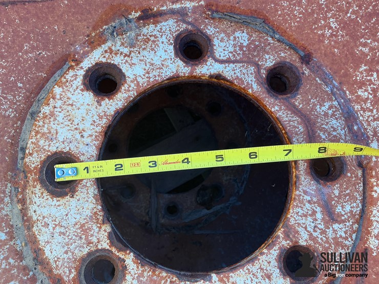 galaxy-11.2-24-tires-on-8-bolt-rims-image-9