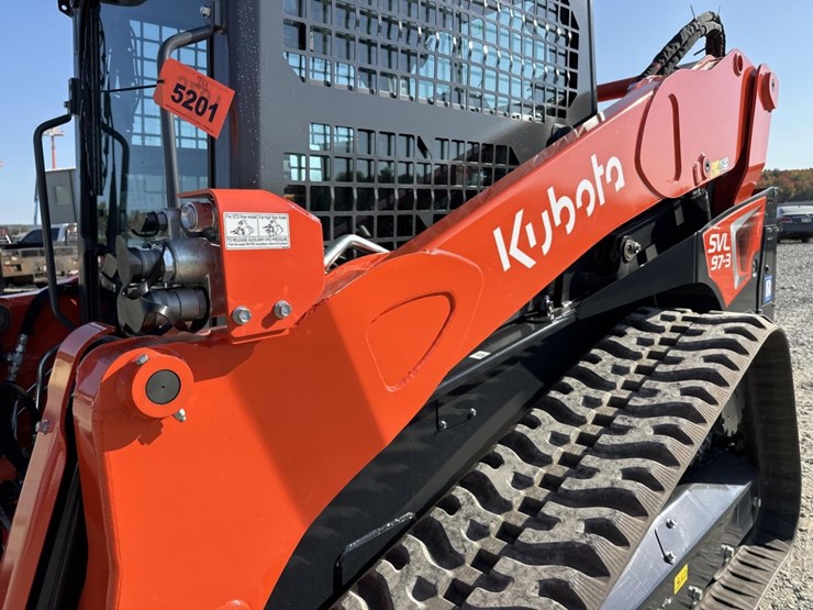 #5120-•-2025-kubota-svl-97-3-tracked-skid-steer-image-17