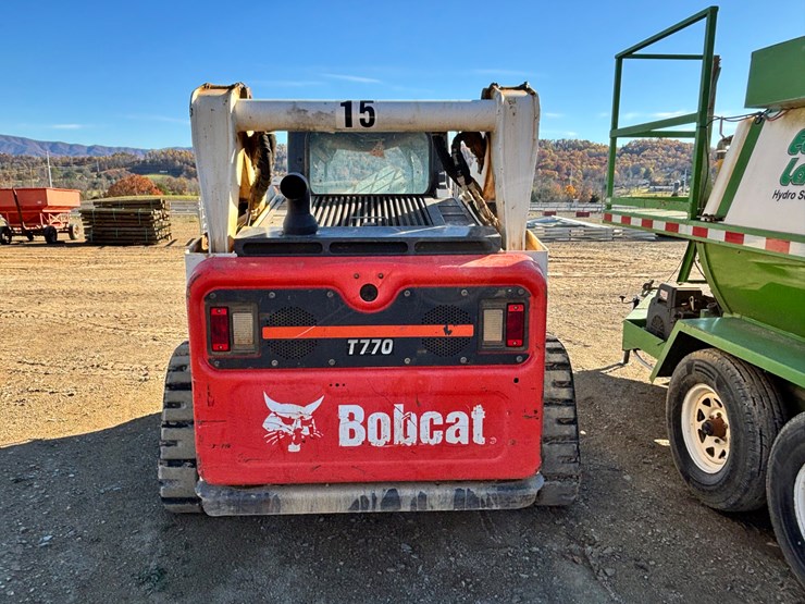 2019-bobcat-t770-image-3
