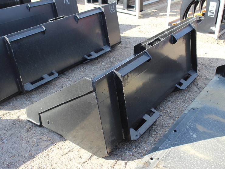 #30204-•-60in-lp-gp-bucket-image-2