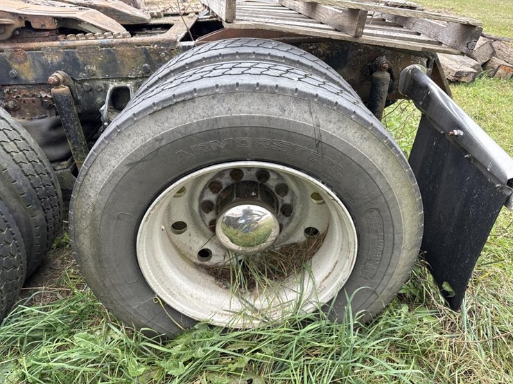 #3157-•-western-star-parts-sleeper-truck-image-28