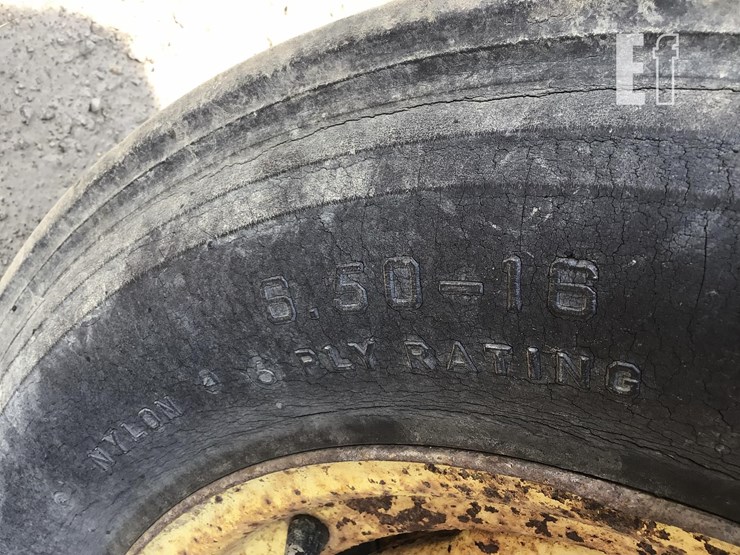 1957-john-deere-620-image-17