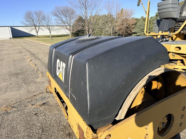 1992-caterpillar-cs-423e-image-10