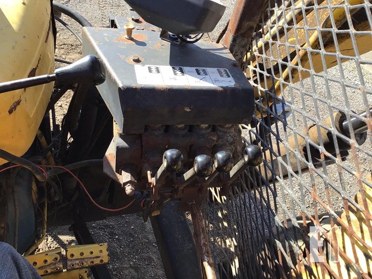 1986-ford-5610-image-18