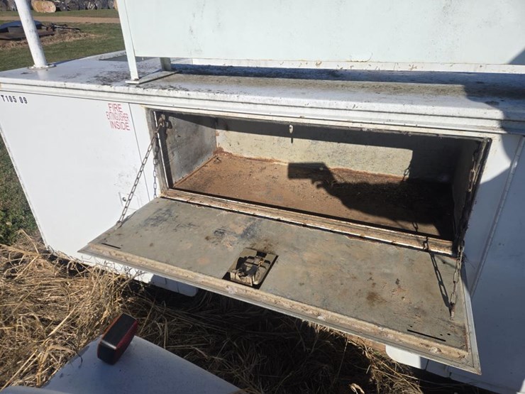 #2998-•-knapheide-(6)-door-utility-bed-image-8