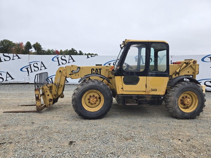 caterpillar-th83-image-2