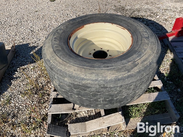 425/65r-22.5-tire-&-rim-image-5