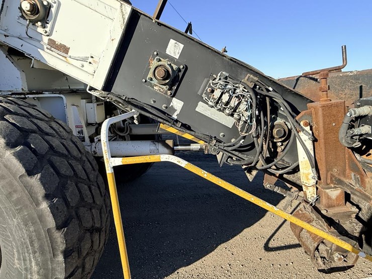 2001-roadtec-sb2500c-image-12