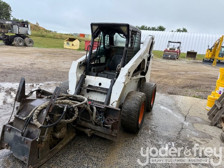 2007-bobcat-s300-image-1