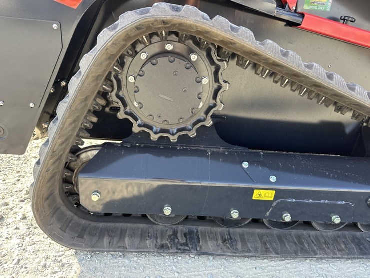 #5120-•-2025-kubota-svl-97-3-tracked-skid-steer-image-53