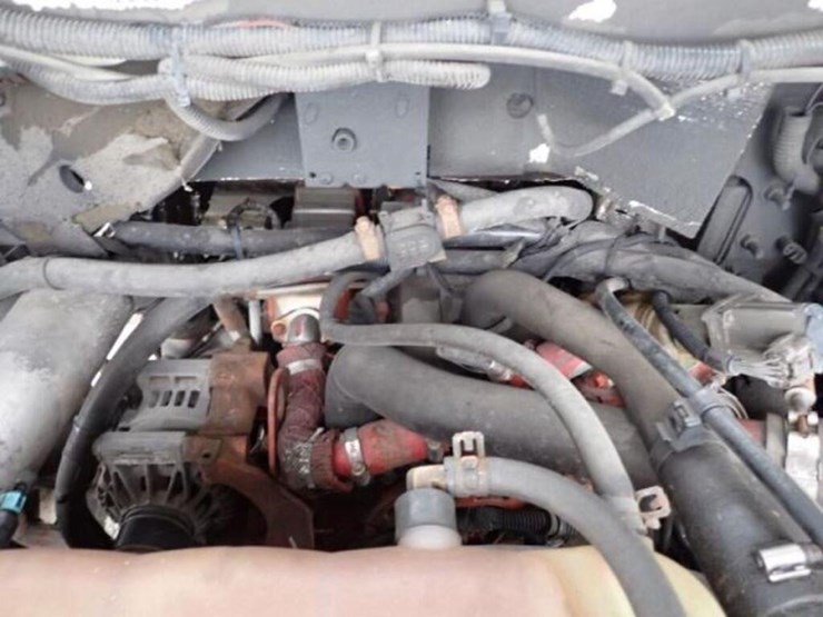 2013-freightliner-mt55-image-39