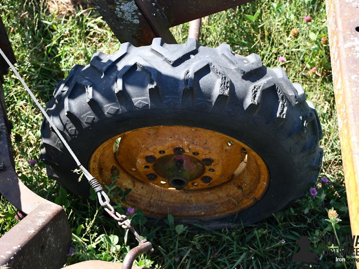 new-holland-55-image-9