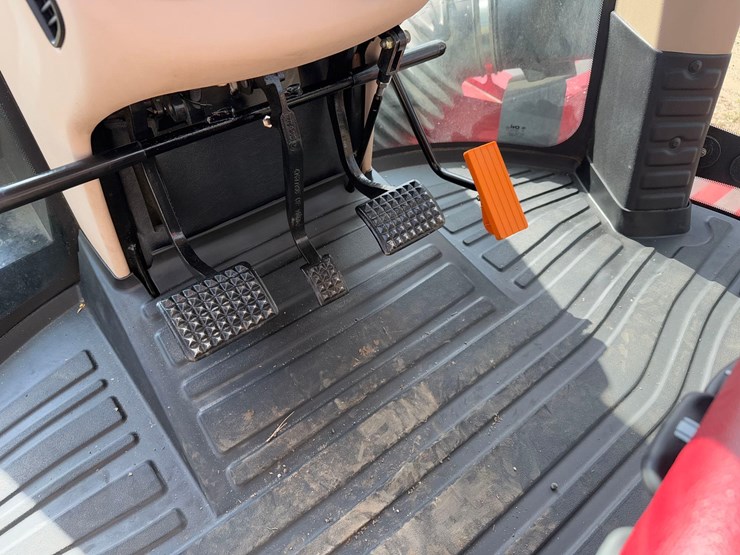 2023-case-ih-540-image-40