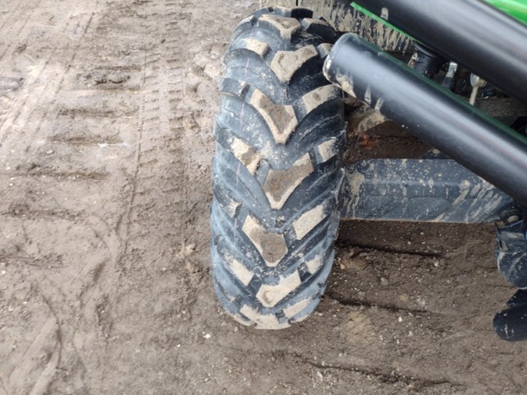 john-deere-gator-image-12