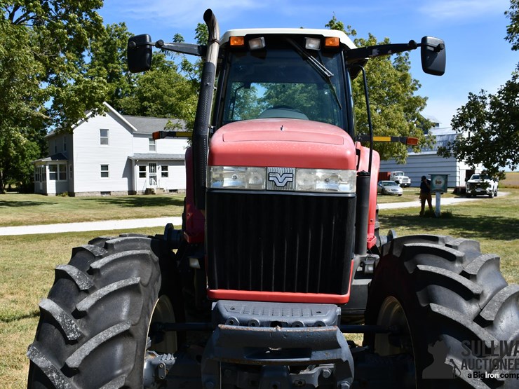 2004-buhler-versatile-2210-image-10