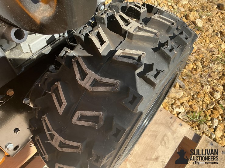 cub-cadet-3x28ip-28”-walk-behind-snow-blower-image-12