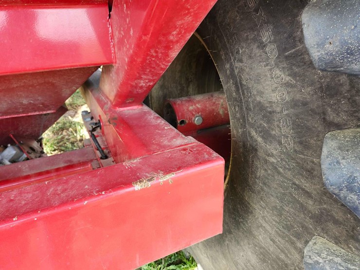 j&m-1150-graincart-image-10