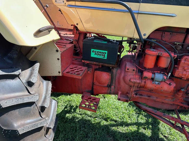 j-i-case-730-image-31