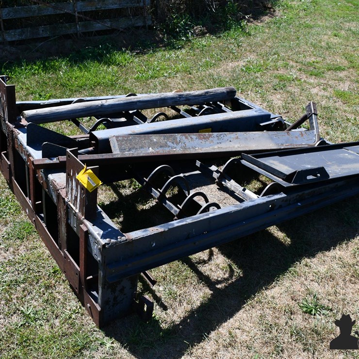 Skid Mounted Hay Accumulator