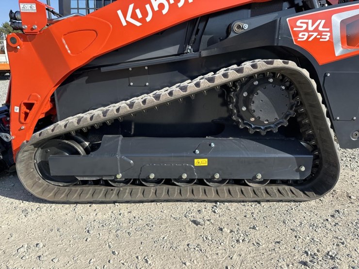 #5120-•-2025-kubota-svl-97-3-tracked-skid-steer-image-46