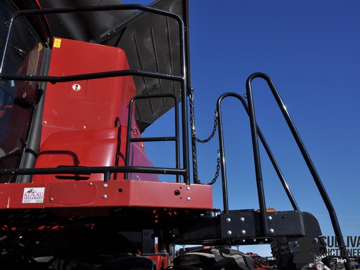 2022-case-ih-7250-image-19