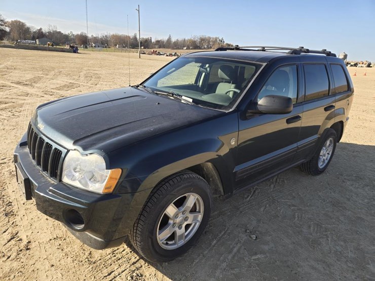 2005-jeep-grand-cherokee-image-3