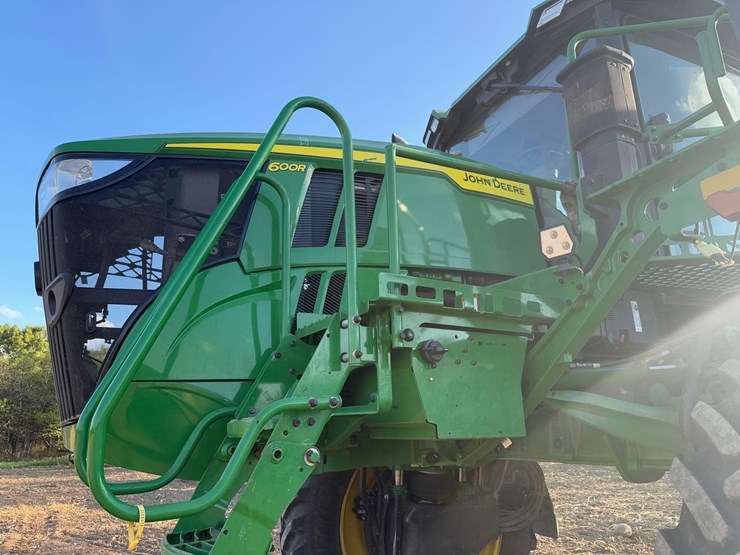 john-deere-600r-image-12